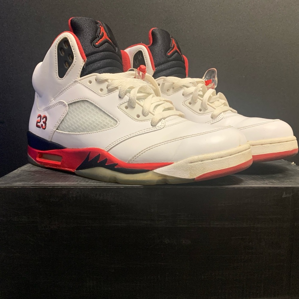 Air Jordan 5 Retro w/ Original Box